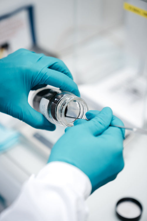 ABOUT-US_PAGE-SCHISANDRA_PHOTO-BLOC-3_SLIDE-3 - Mustela Brasil - 1